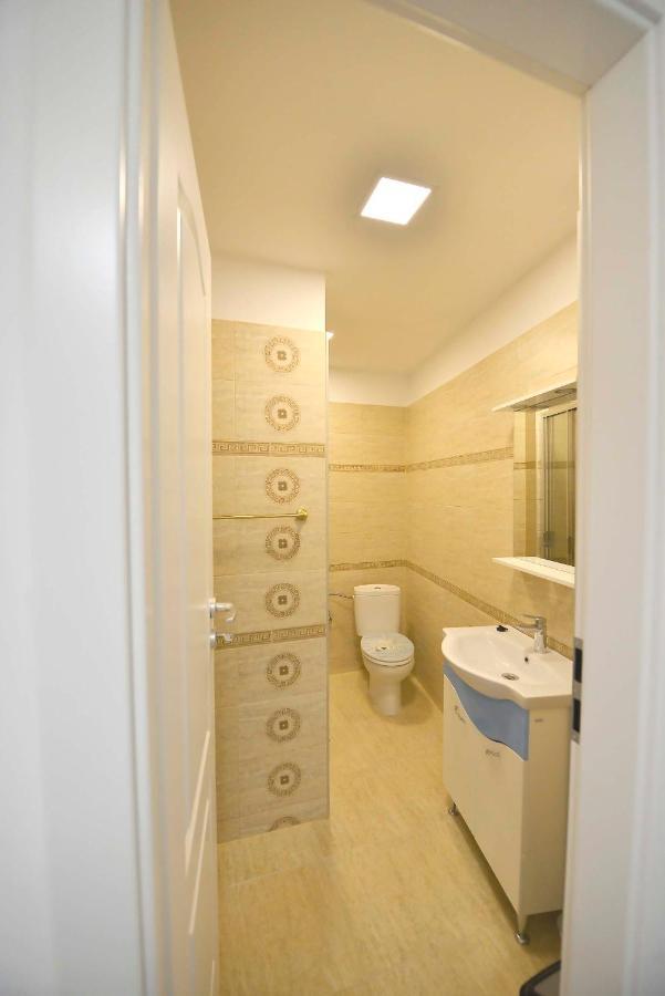 Otilia Aparthotel Bukarest Exteriör bild