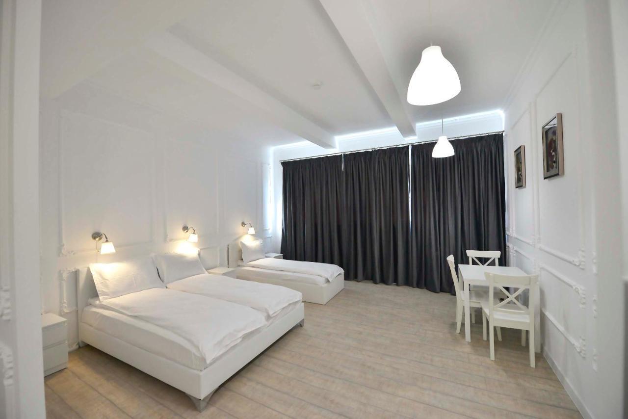 Otilia Aparthotel Bukarest Exteriör bild