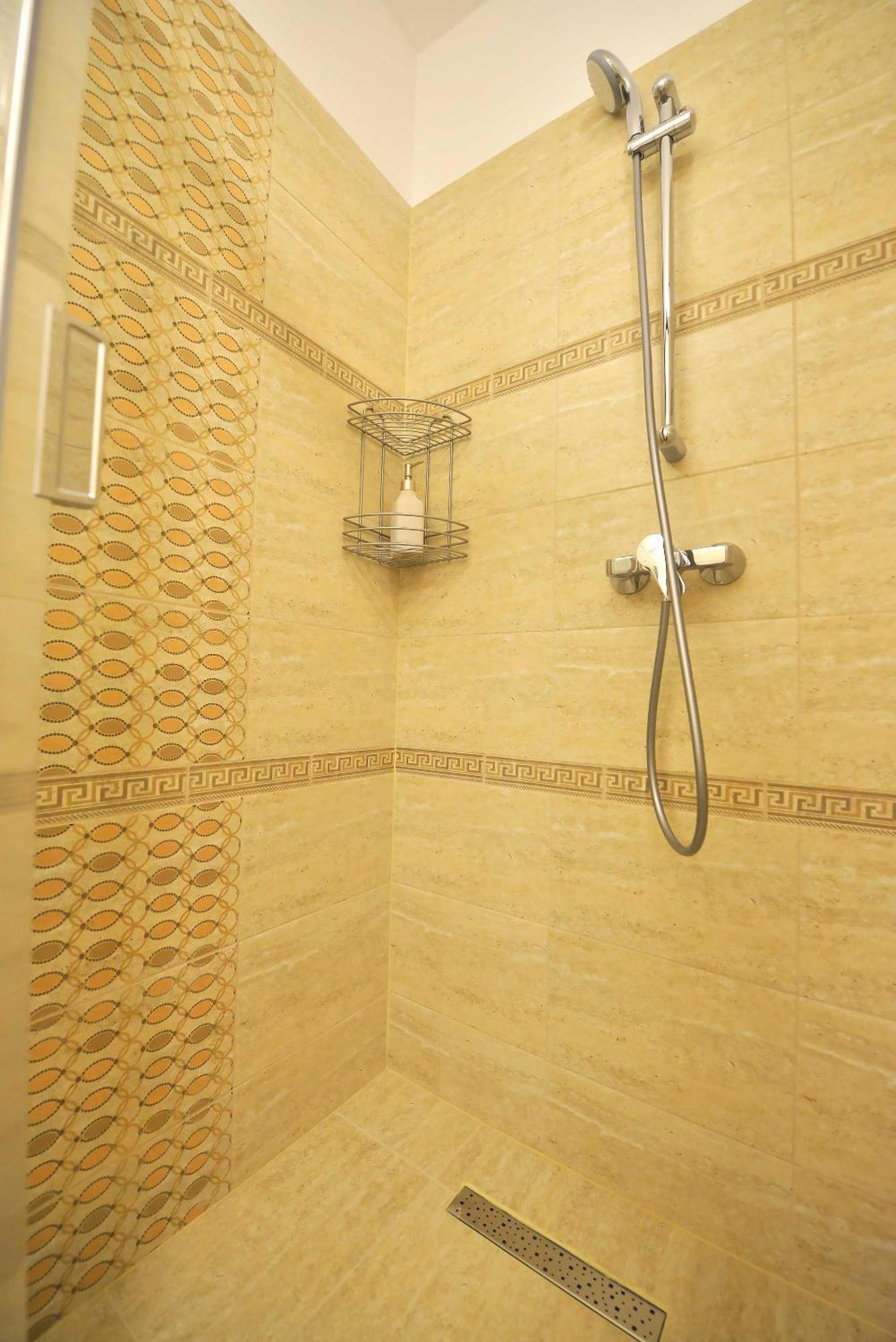 Otilia Aparthotel Bukarest Exteriör bild